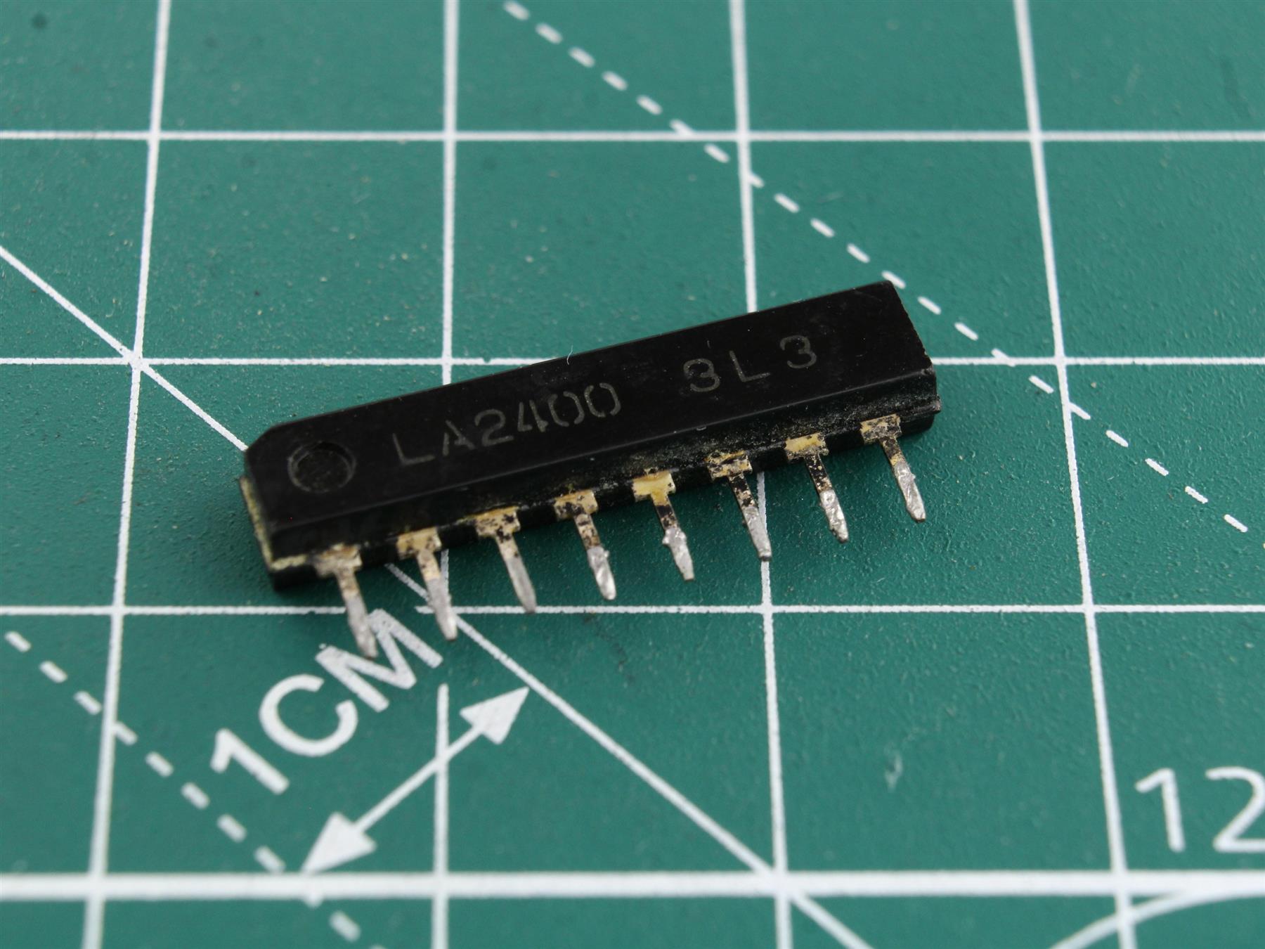 LA2400 Integrated Circuit