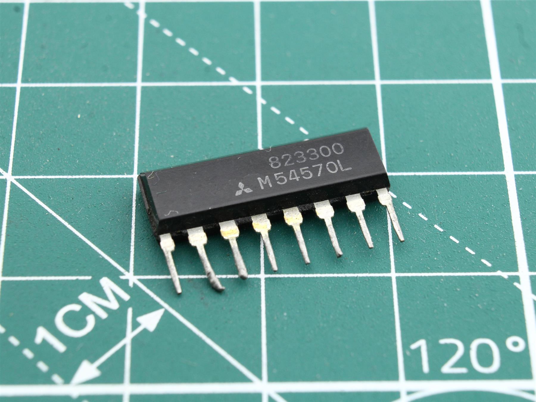M545470L integrated circuit