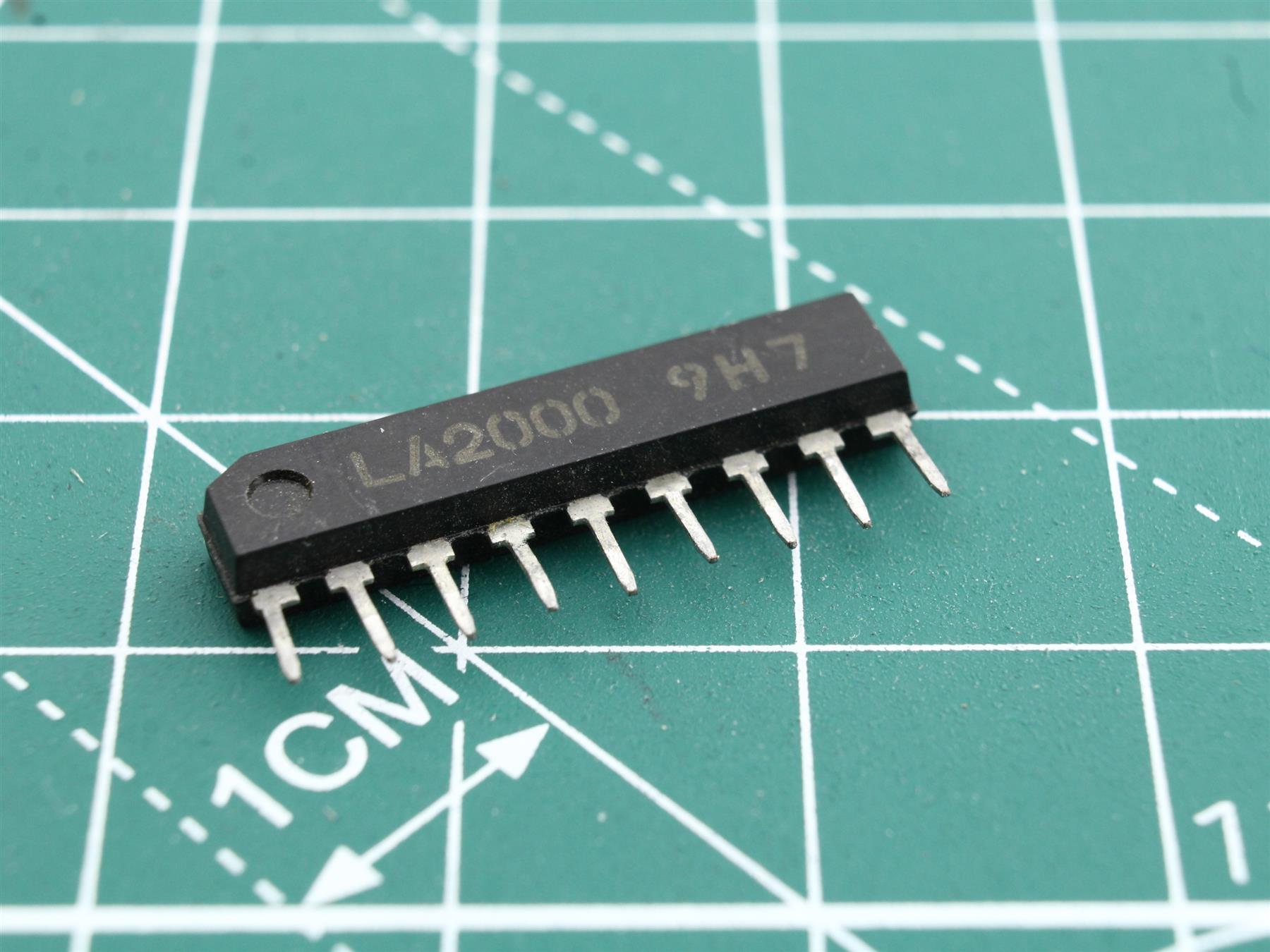 LA2000 integrated circuit