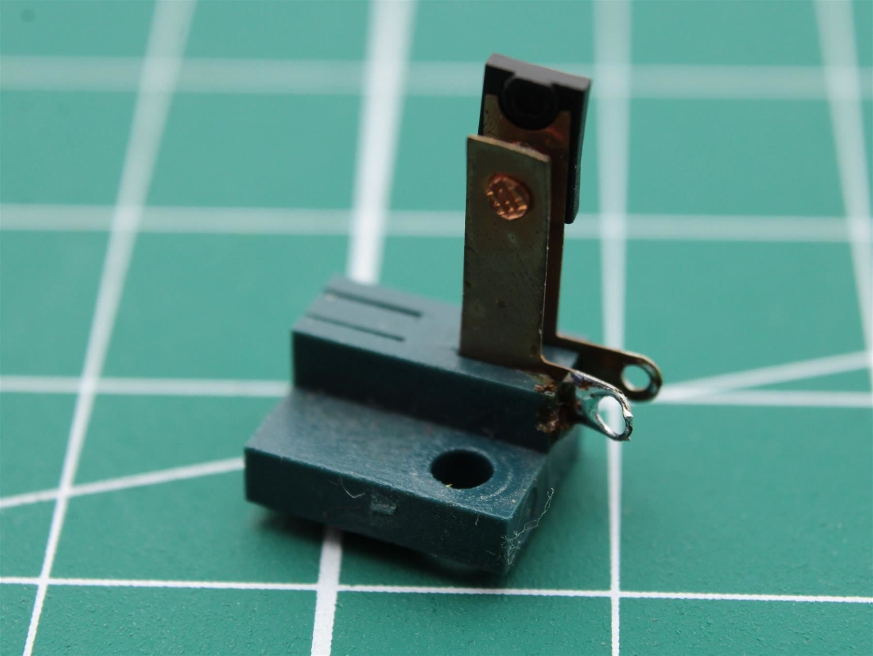 Bang & Olufsen Beocenter 2200 (Switch) Part Position: 22S2