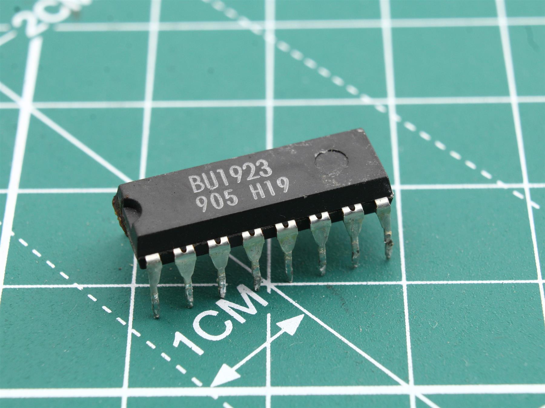 BU1923 integrated circuit