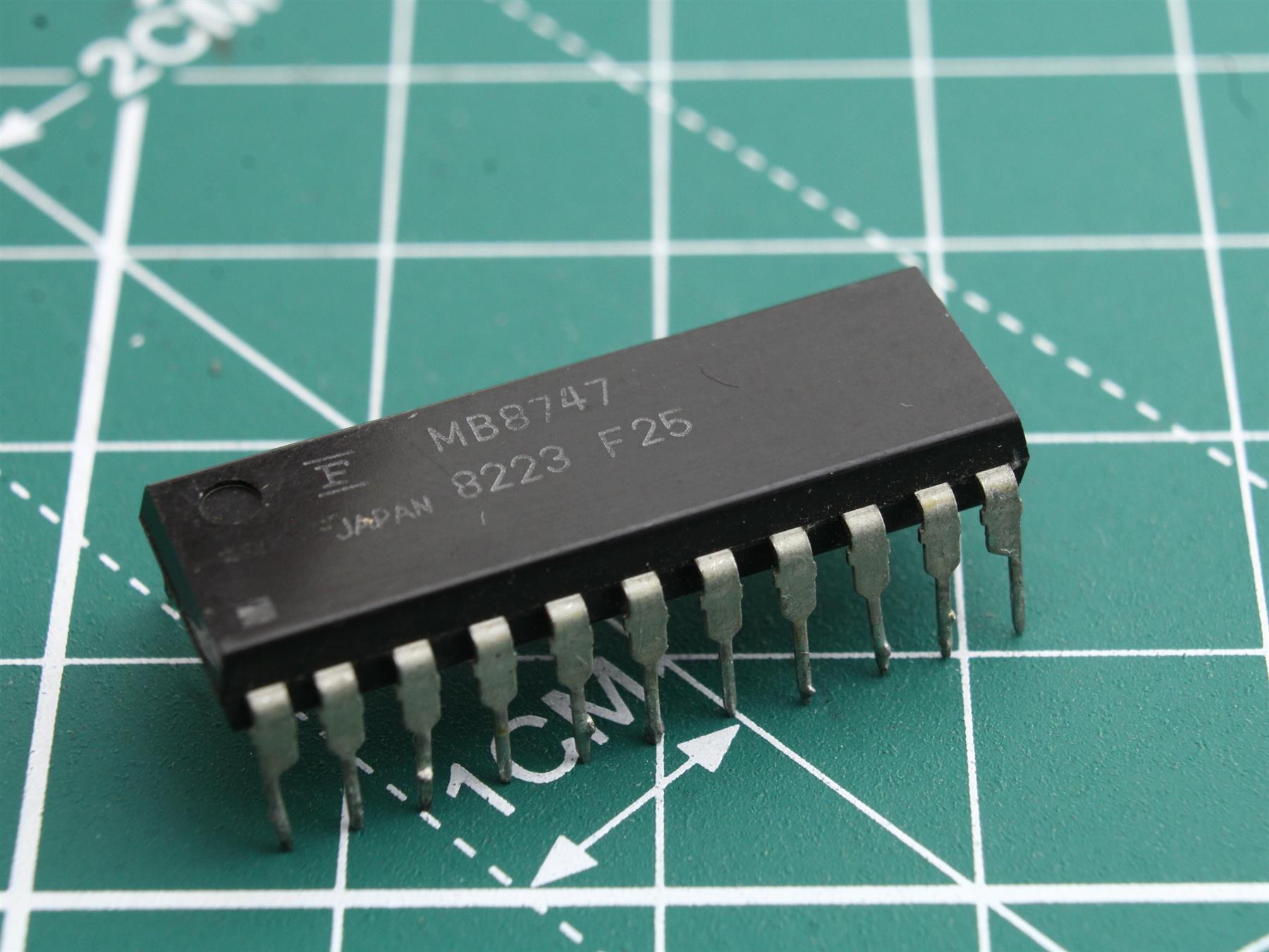 MB8747 integrated circuit