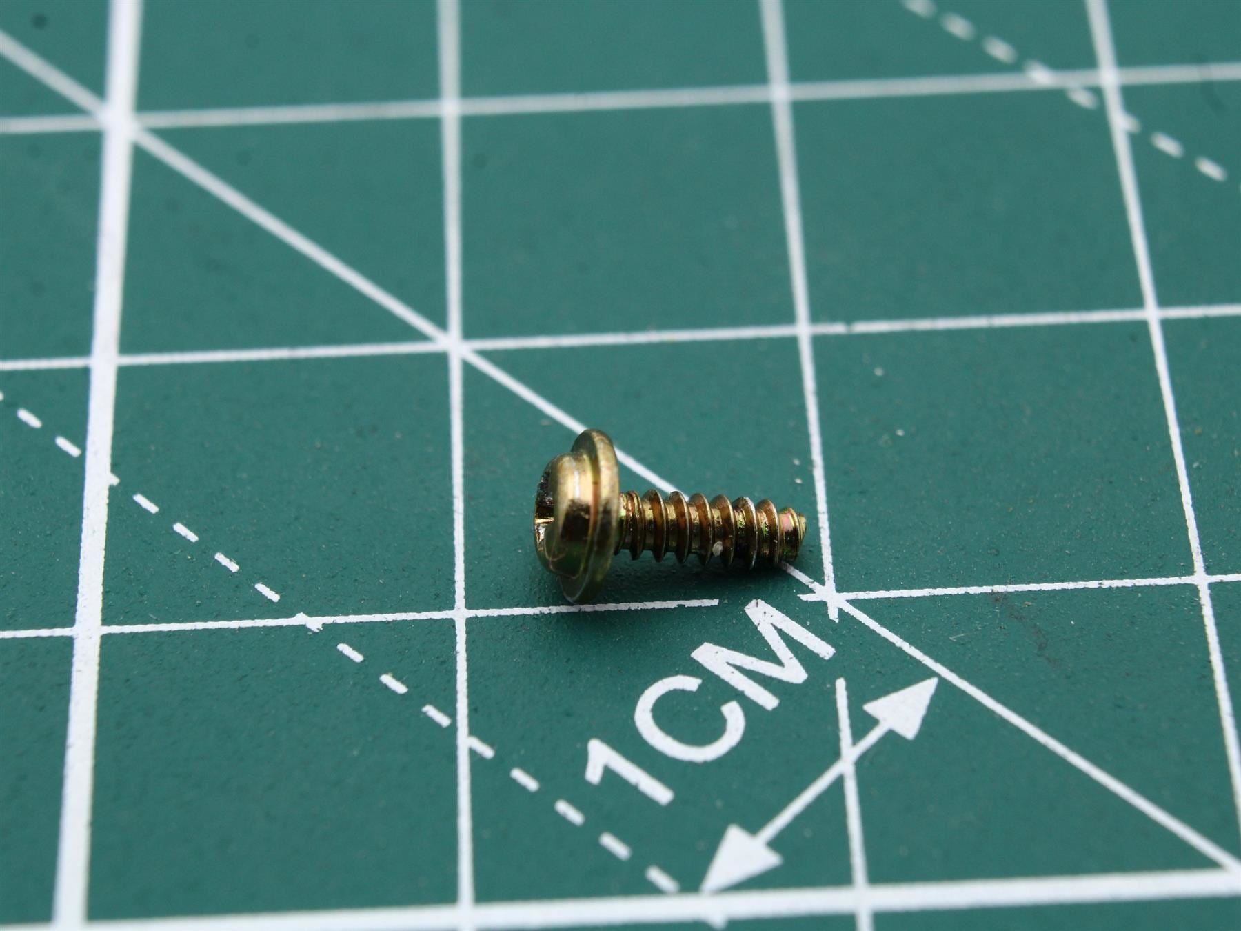 Screw for Technics RS-TR979 (Position 139)