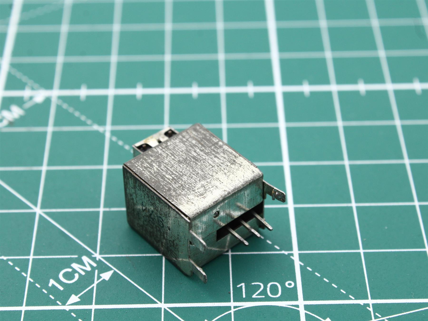 Infrared Receiver Module Sharp GP1UG 21X 974 IR Signal Sensor