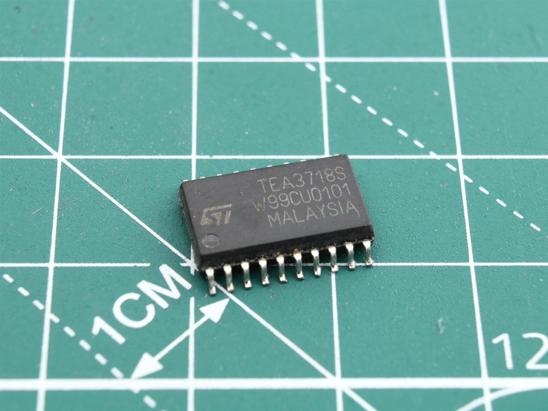 TEA3718S integrated circuit