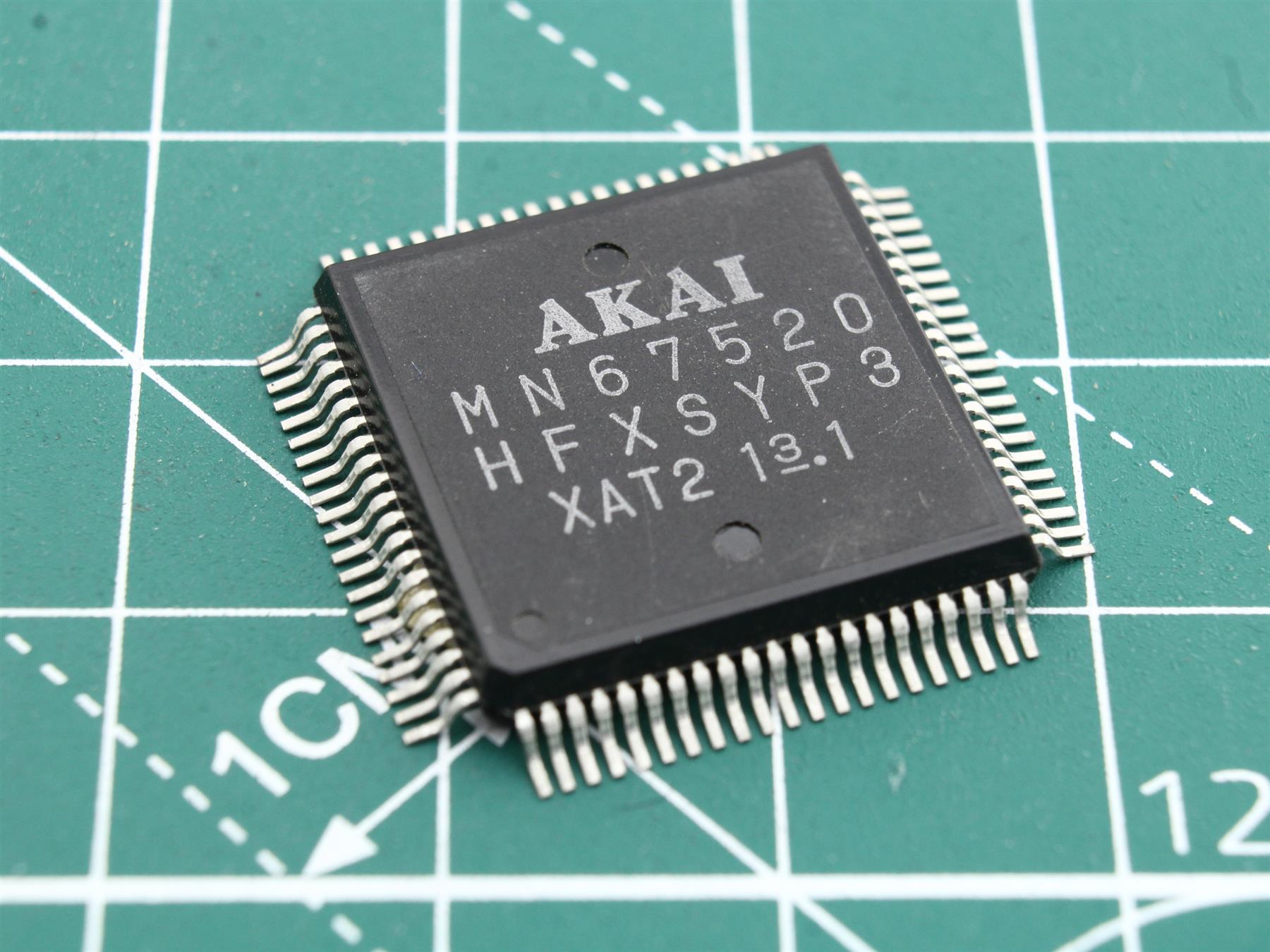 MN67520 HFXSYP3 AKAI integrated circuit