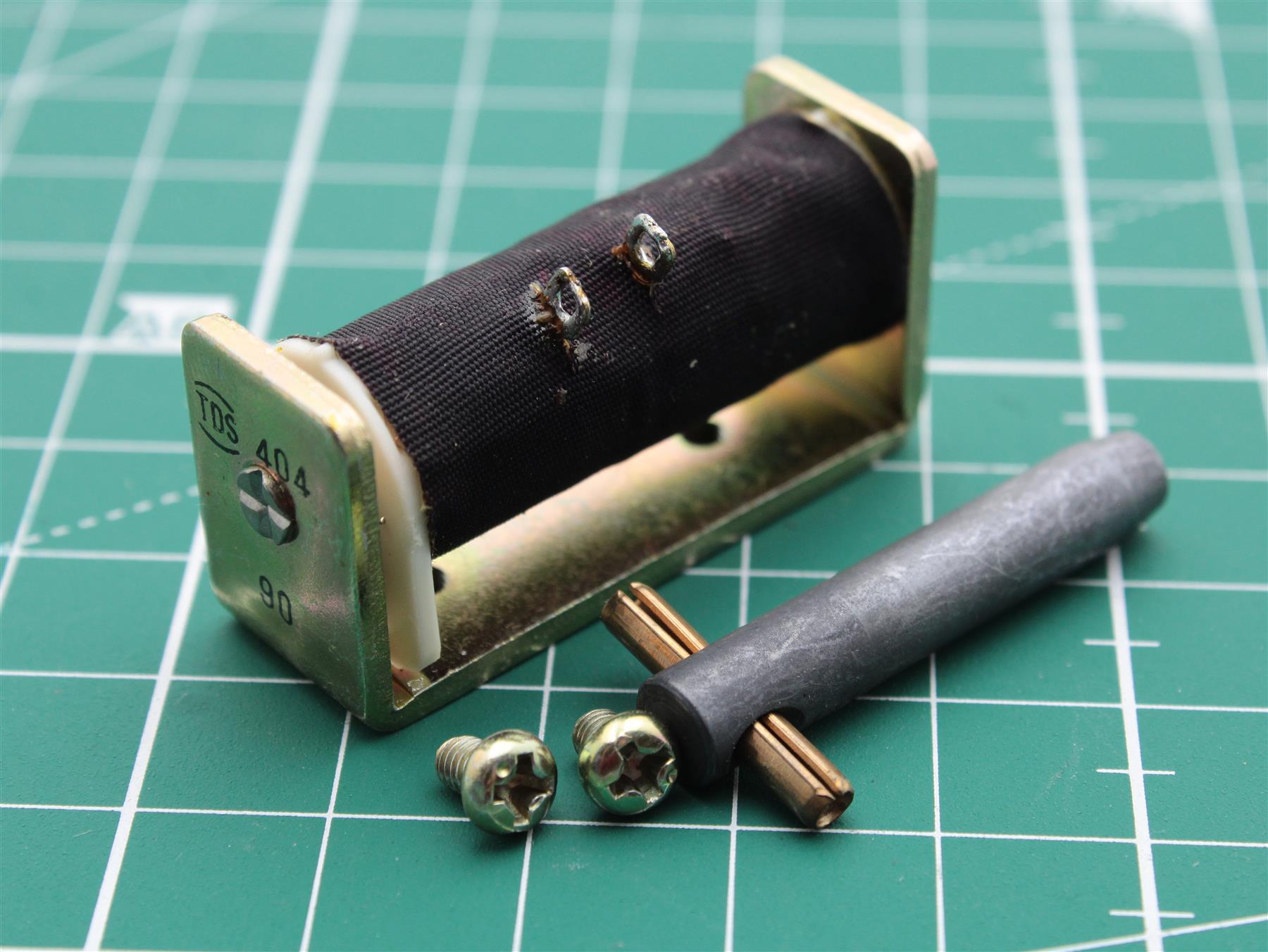 Bang & Olufsen 6840033 – Solenoid Original Tested Pa