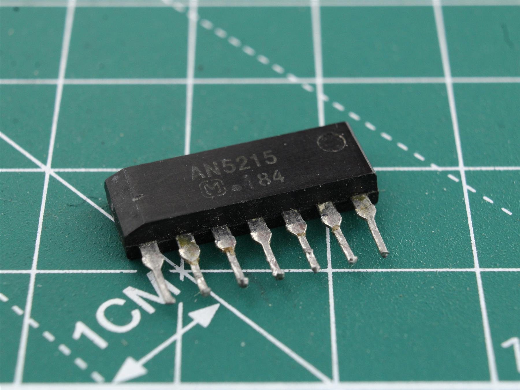 AN5215 integrated circuit