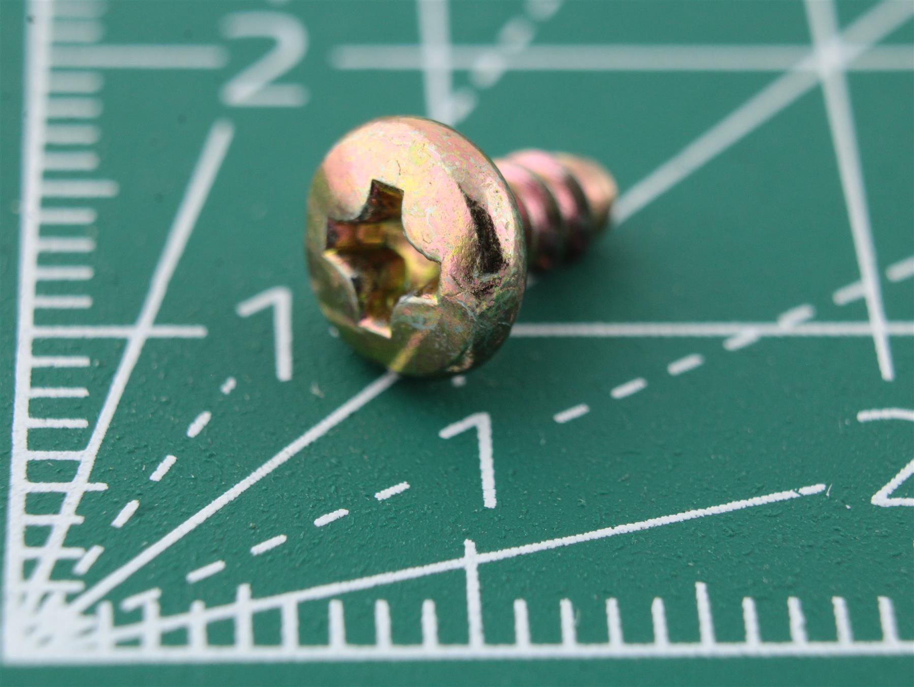 Custom Screw M2.88 x 7.8 for Vintage Audio Equipment (Pioneer, Marantz)