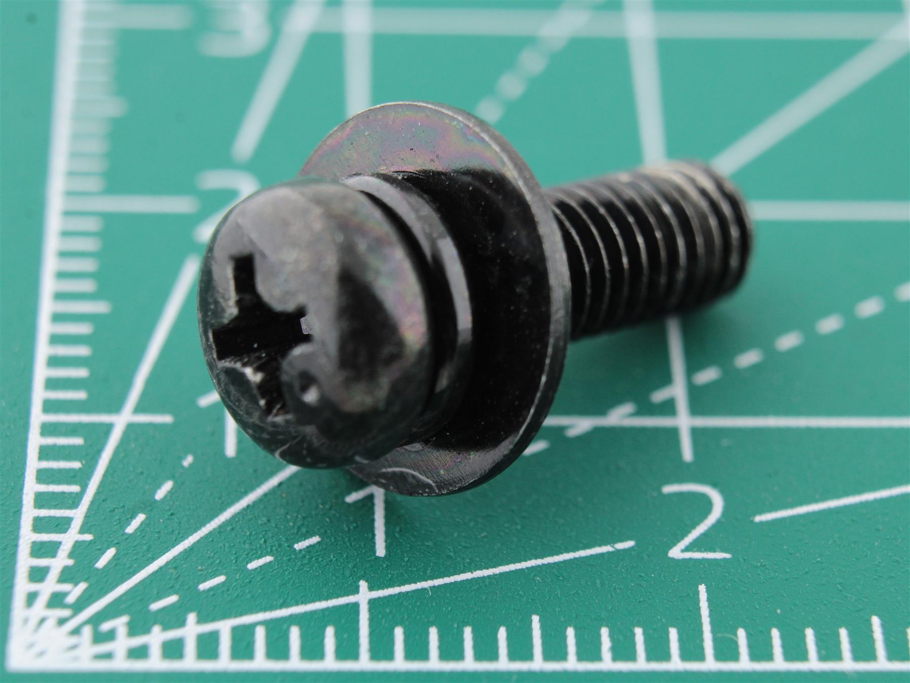 Custom Screw M4.81 x 18.7 for Vintage Audio Equipment (Marantz)