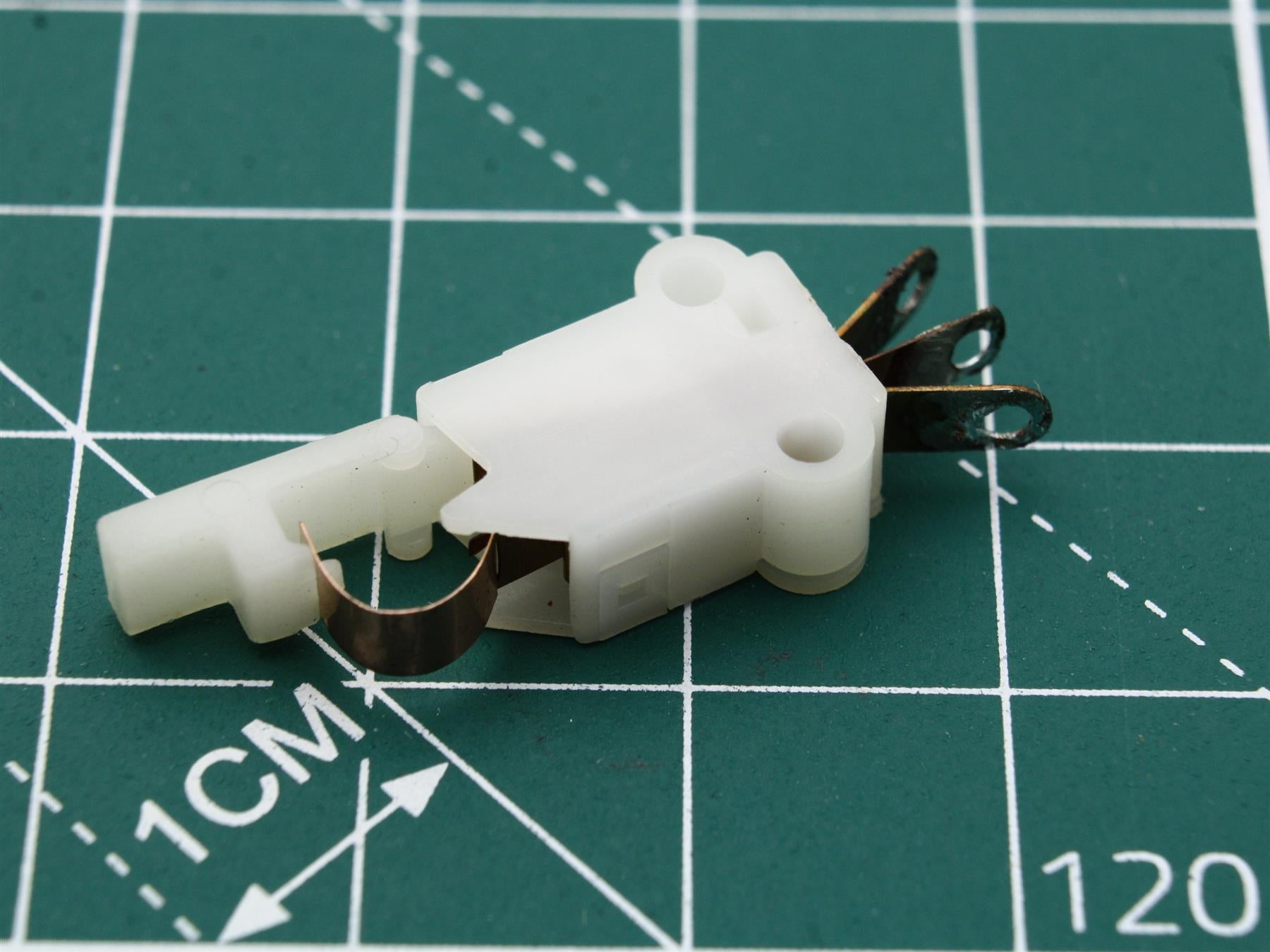 RSN034 – Lever Switch (Play, S1) Pos.(84)