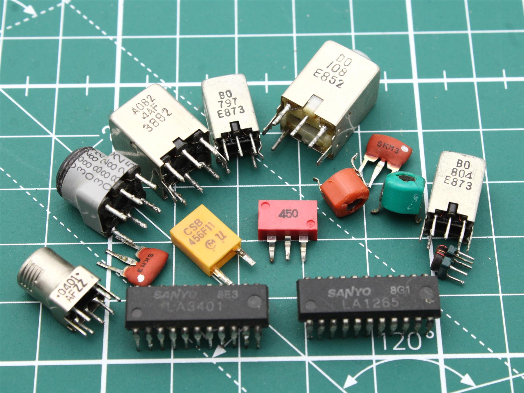 LA1265 + LA3461 FULL PARTS AM/FM SHARP CD301E