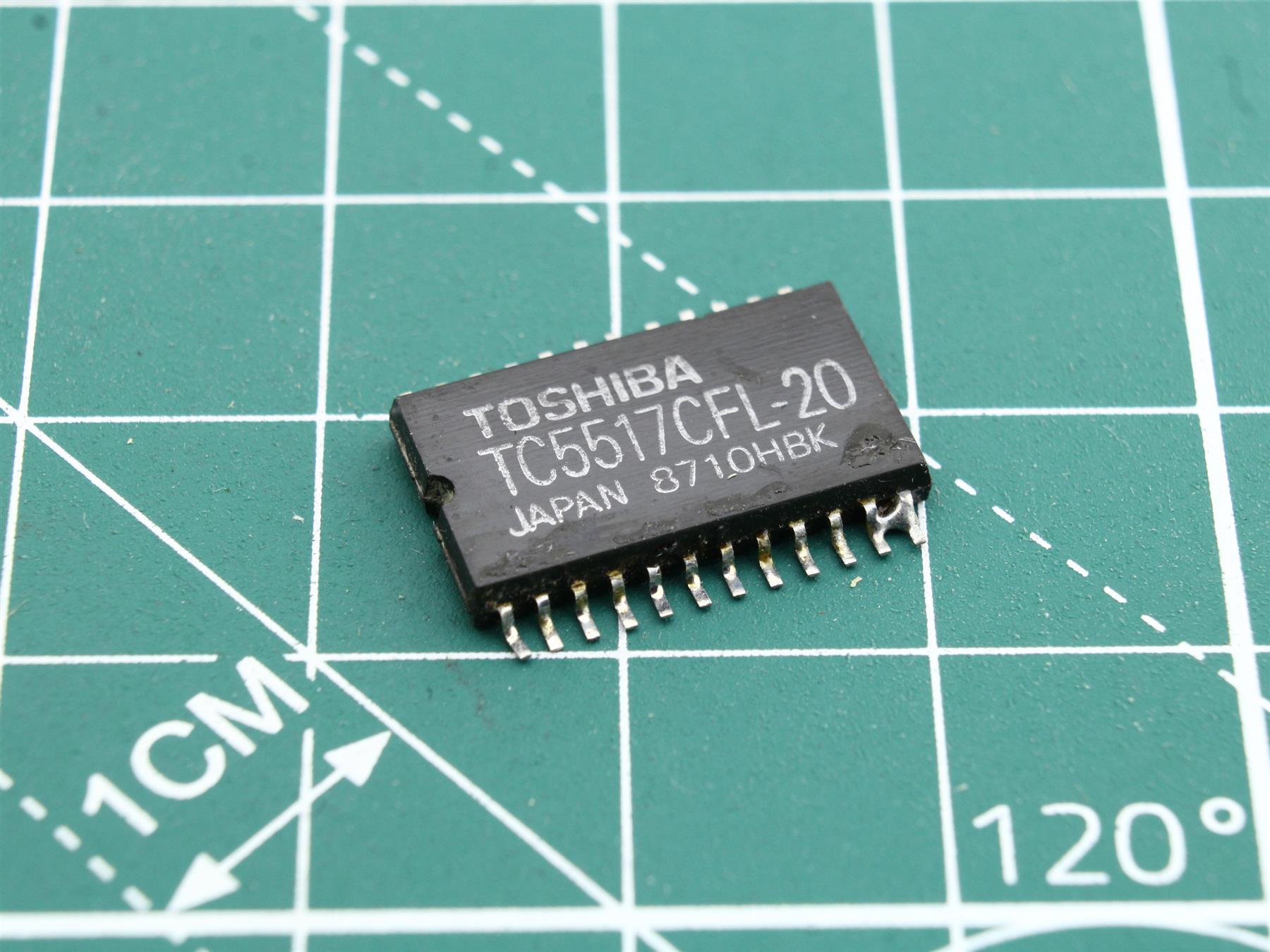 TOSHIBA TC5517CFL-20 integrated circuit