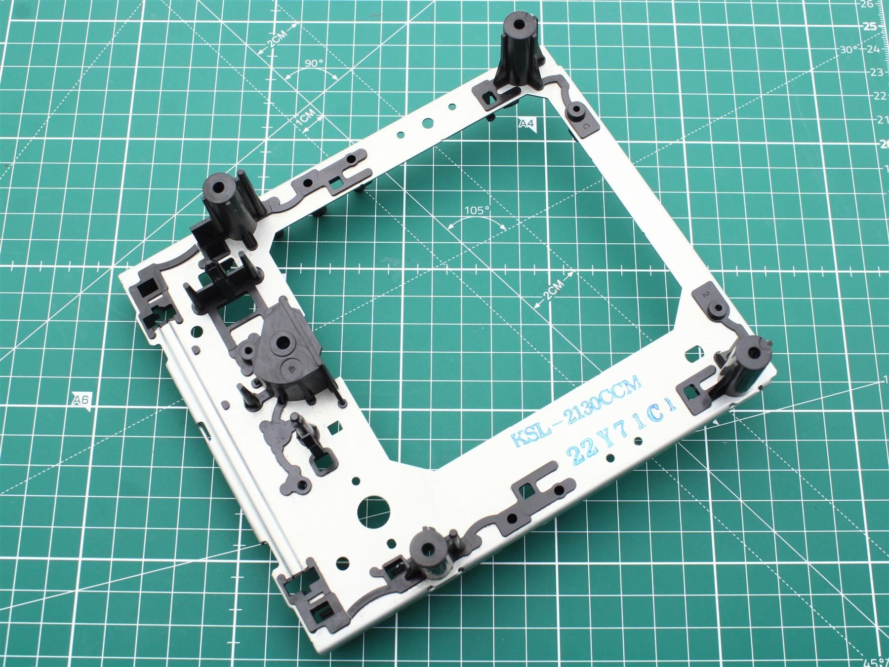 Main Chasis for Onkyo C-705TX Mechanism Cd (Position 18)
