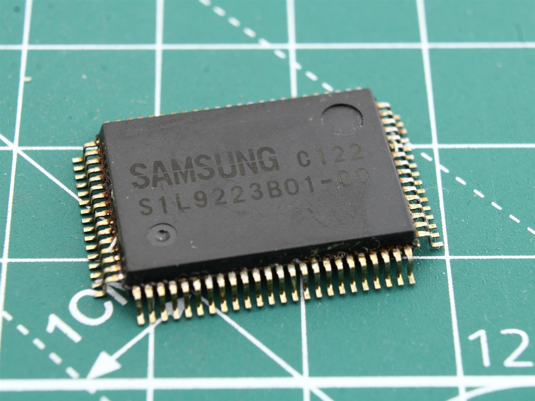 SAMSUNG S1L9223B01-Q0 Integrated Circuit