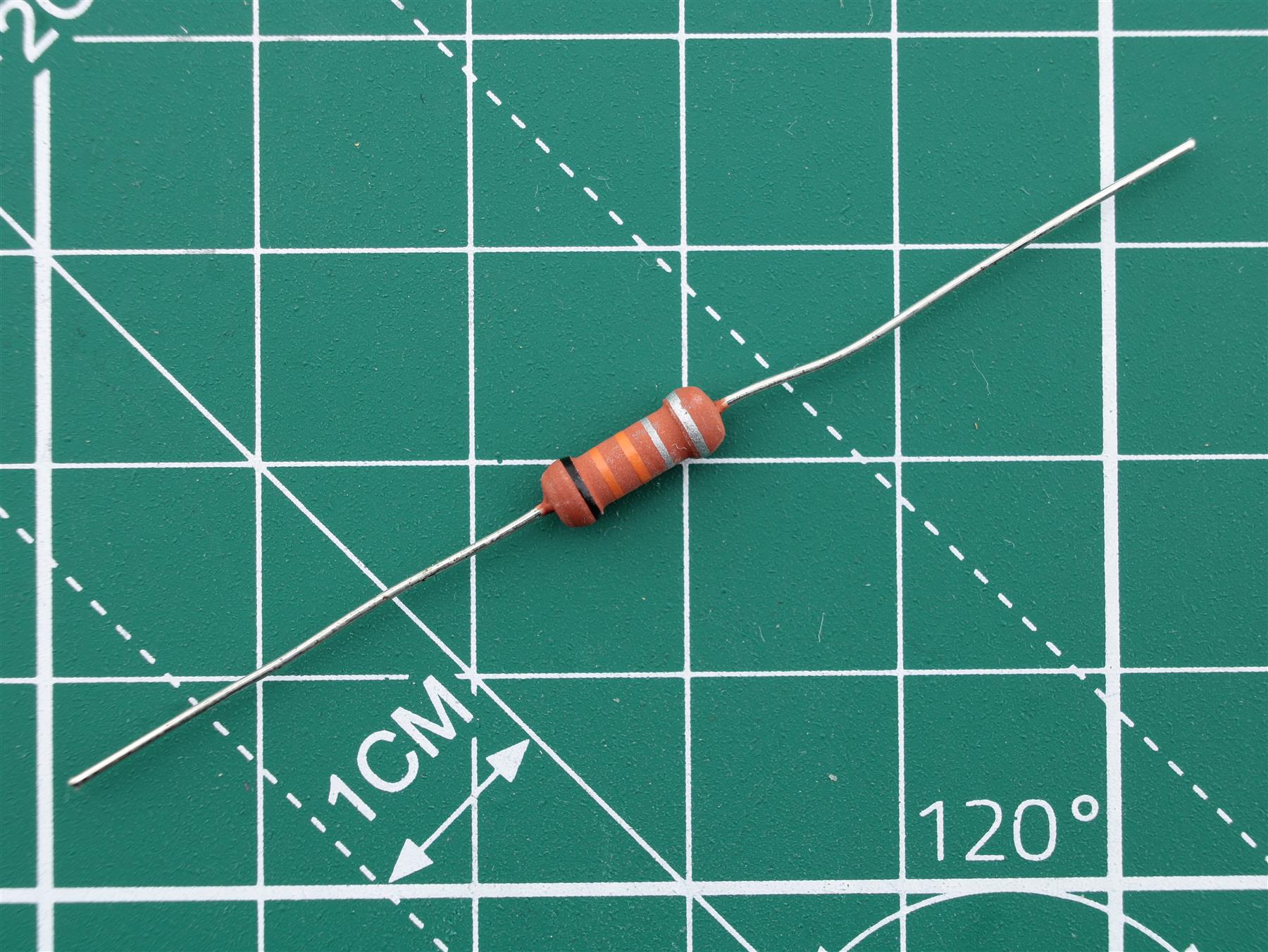 Fuse resistor 0.33R 1W 10% Ø3.5x10mm