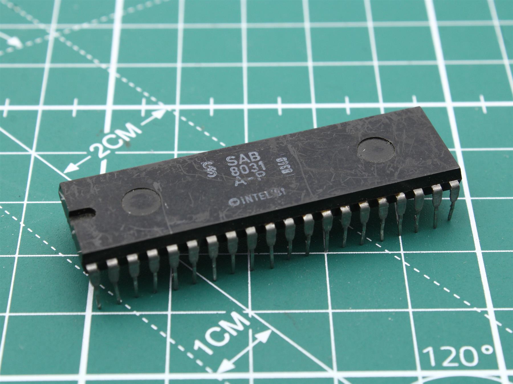 SAB8031A-P Integrated circuit
