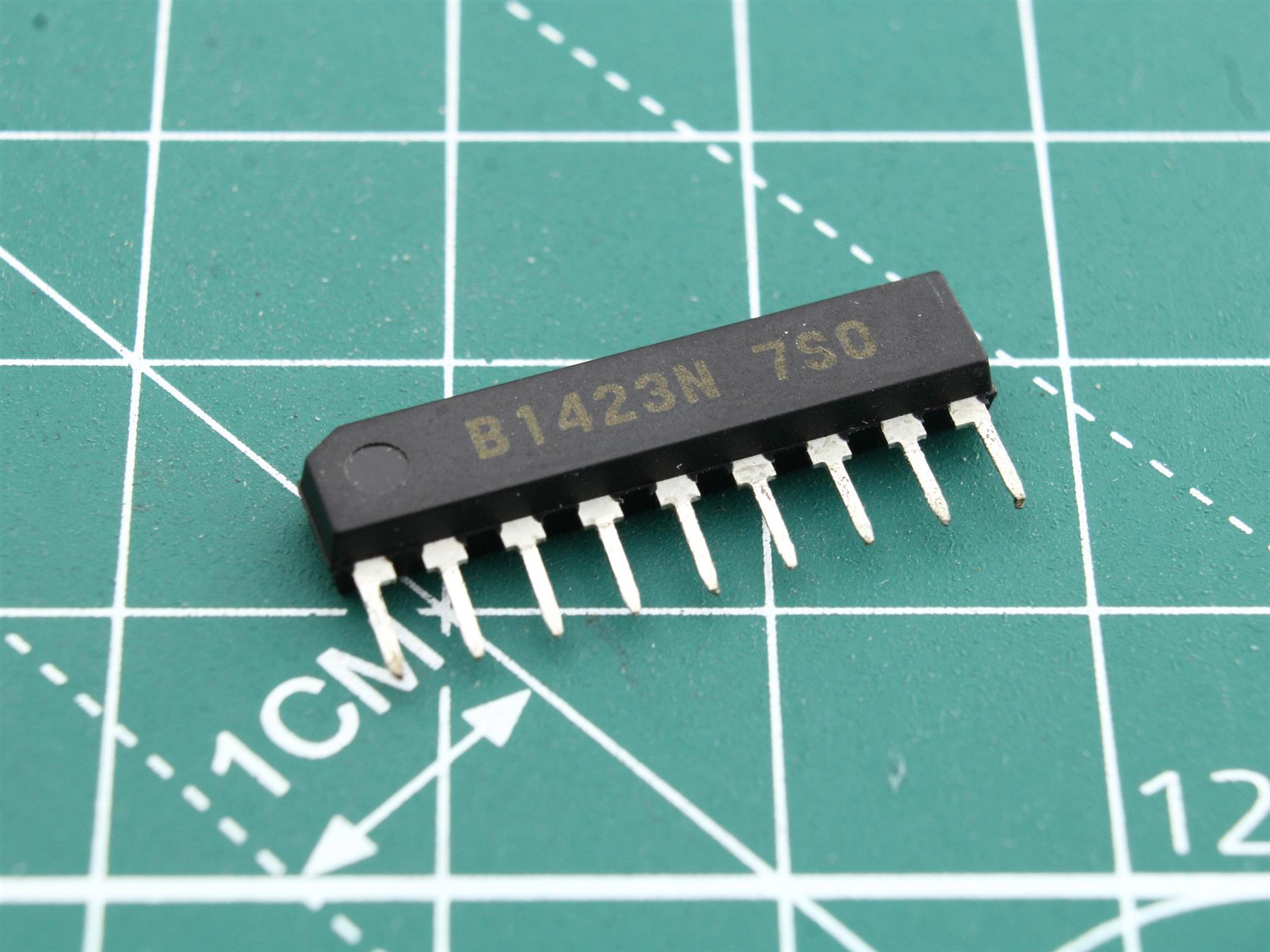 B1423N integrated circuit