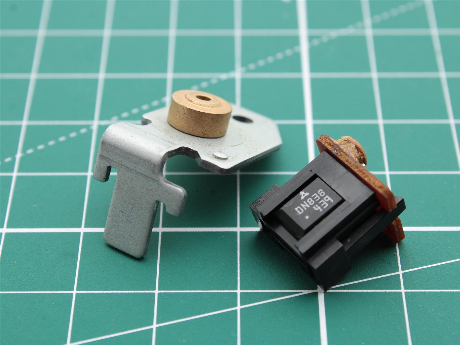 Bang & Olufsen 8004007 – IC with Holder Original Tested Pa