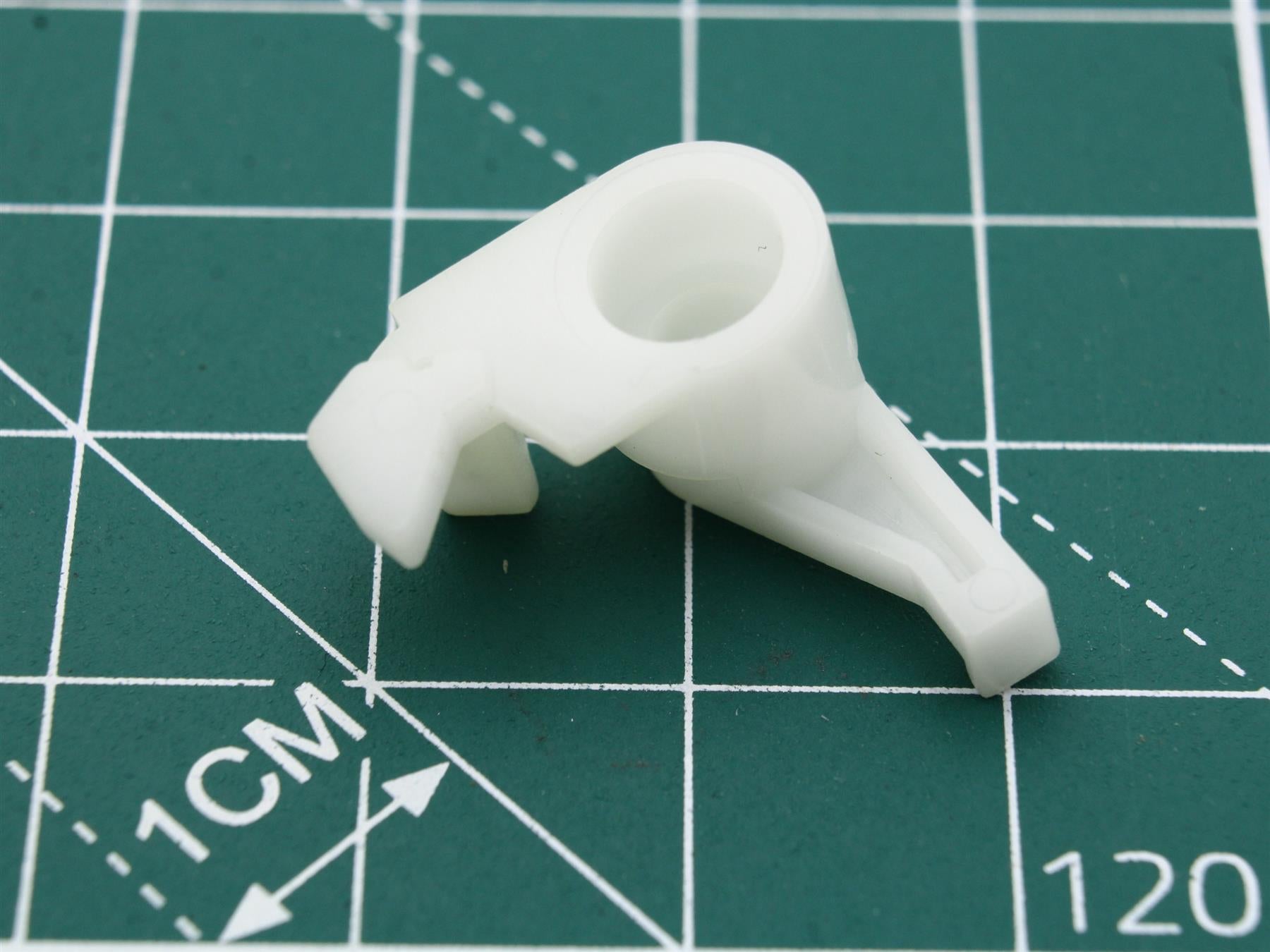 RNM010 – Gear Lever C Pos.(32)