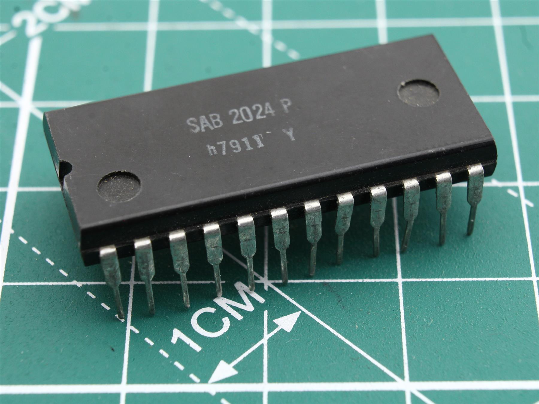 SAB2024P Integrated circuit