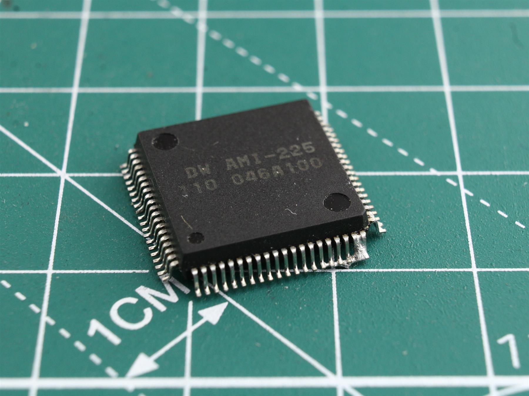 DW AMI-225 110 Integrated Circuit