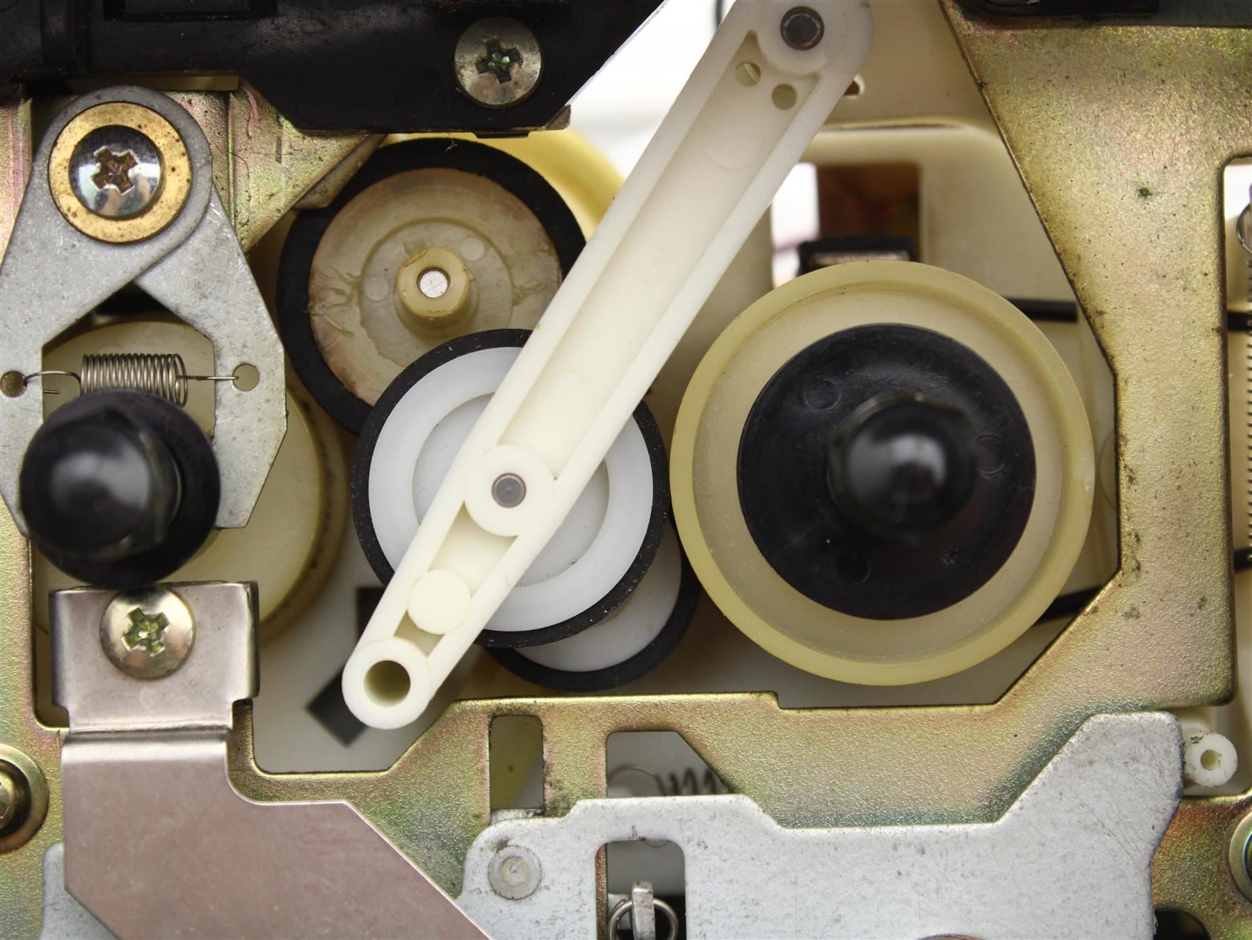 Pioneer CT-506 Replacement Idler Wheel Set for Cassette Deck