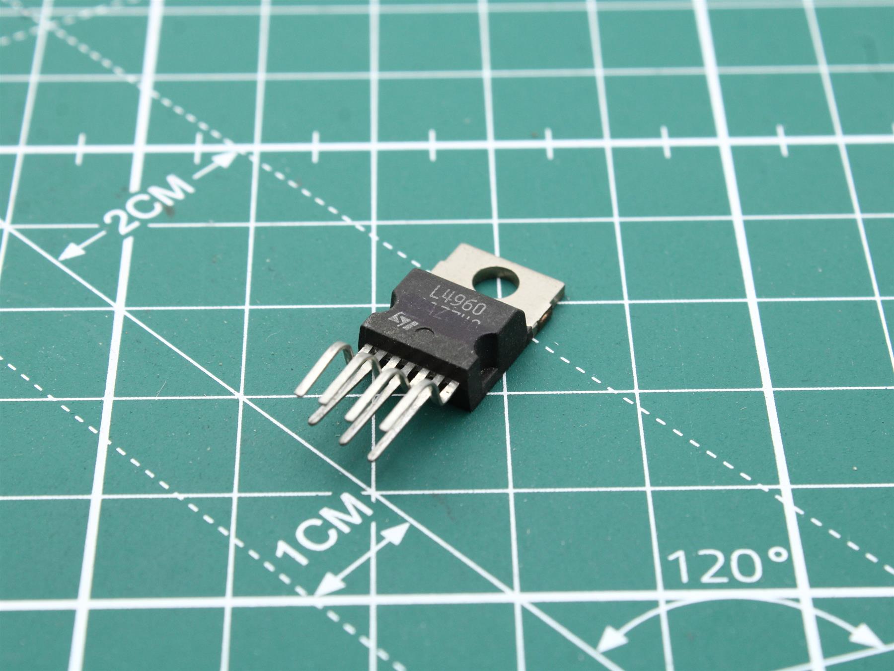 L4960 integrated circuit