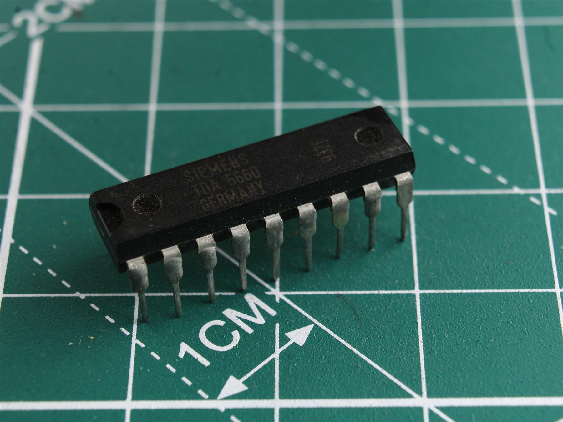 TDA5660 integrated circuit