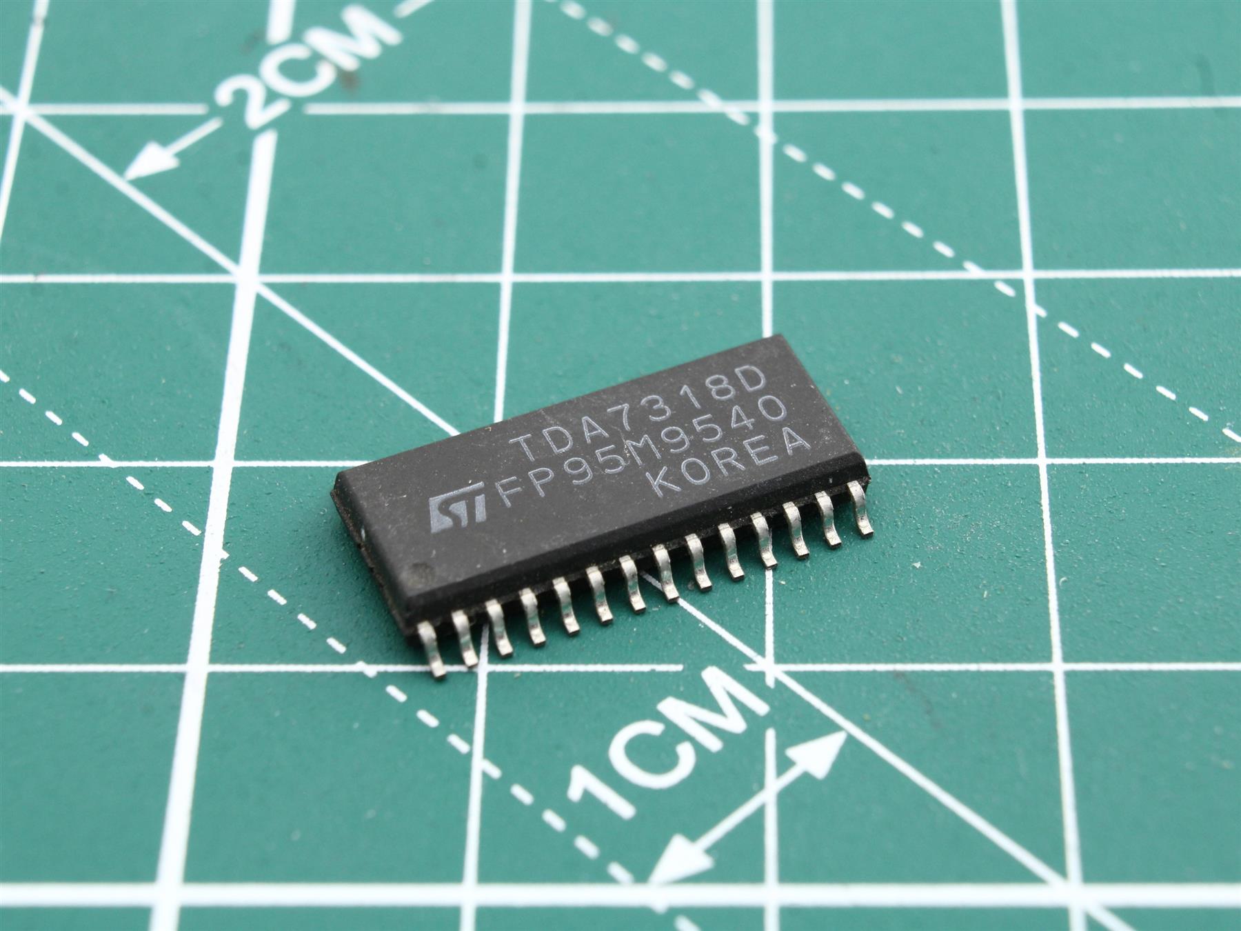 TDA7318D integrated circuit