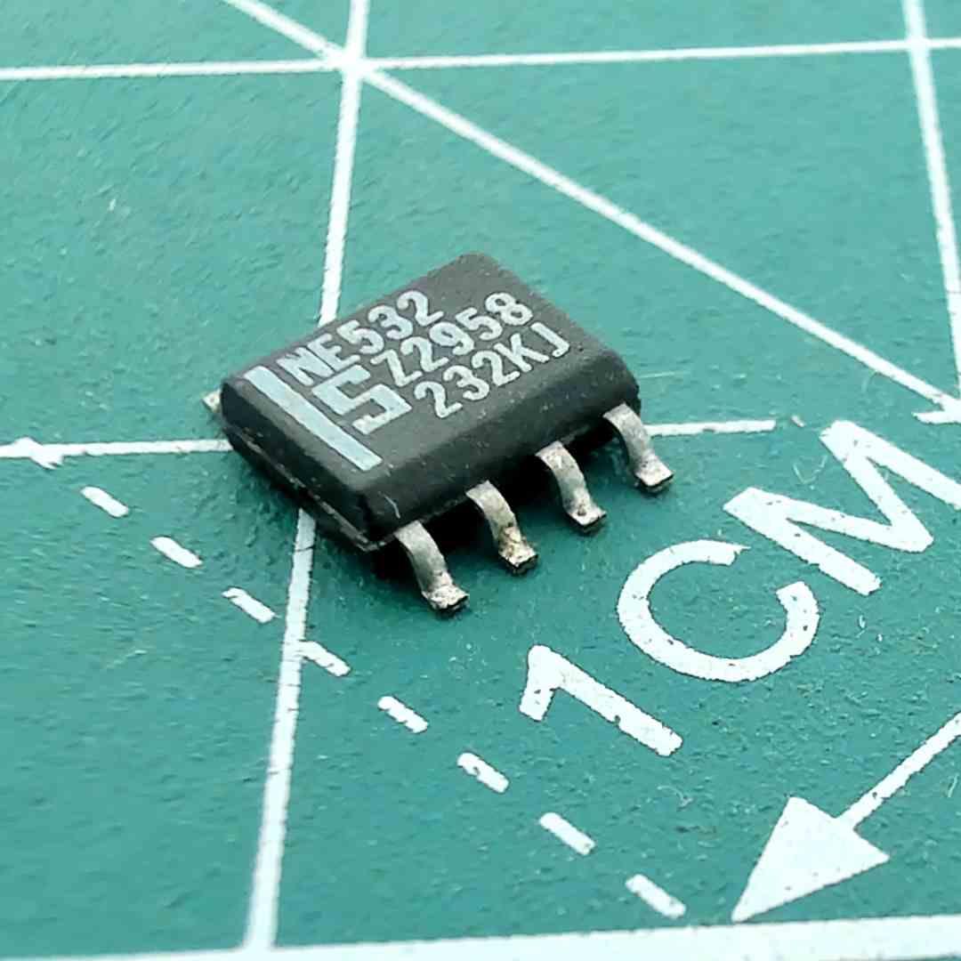 NE532 Integrated circuit